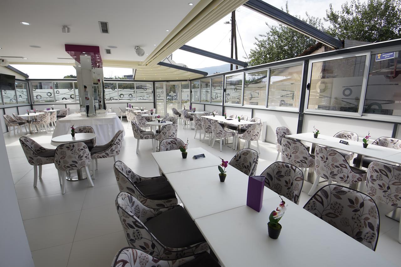 Astera Apart Hotel Skopje Ngoại thất bức ảnh